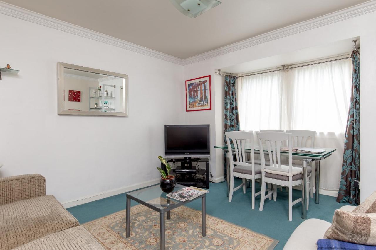 Joivy Chic Apartment In The Heart Of The Royal Mile Edinburgh Exterior photo