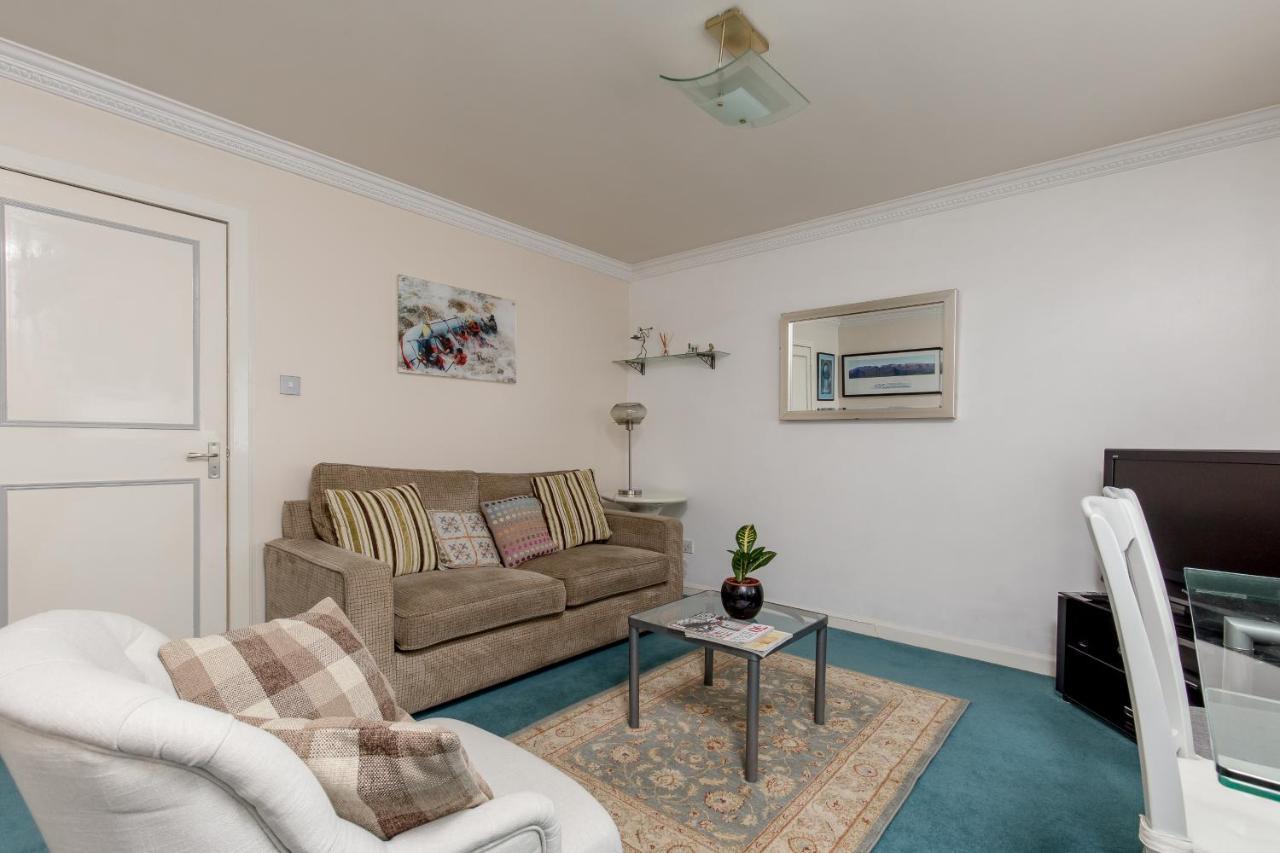 Joivy Chic Apartment In The Heart Of The Royal Mile Edinburgh Exterior photo